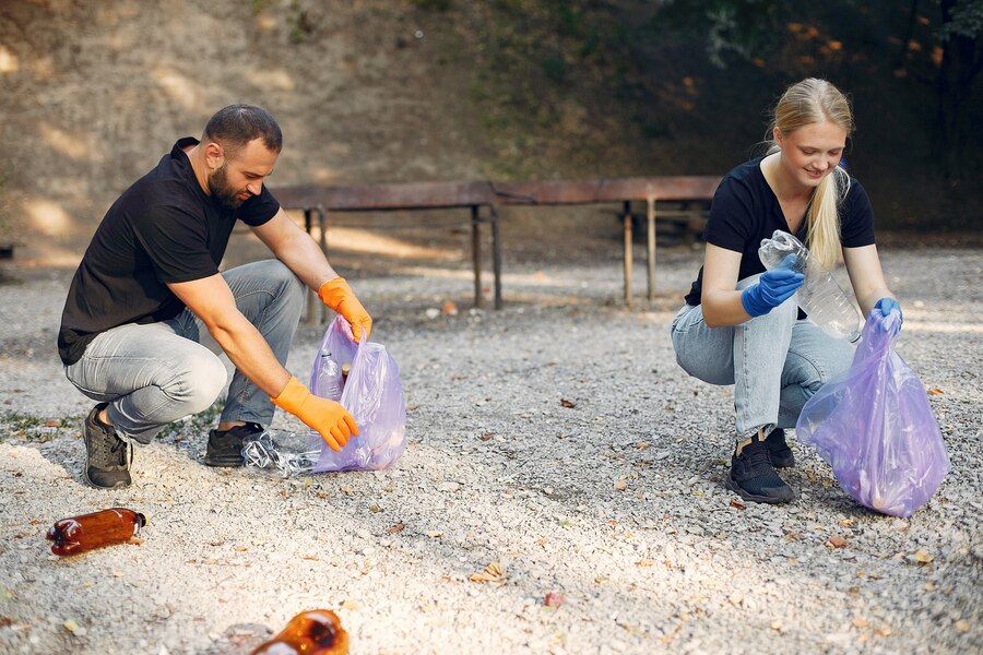 Come organizzare un evento di pulizia locale di successo